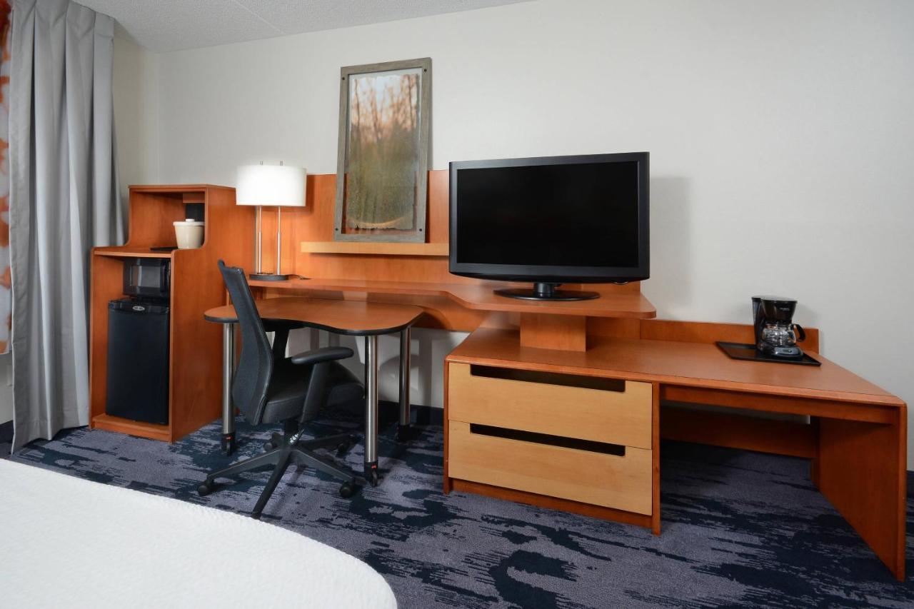 Fairfield Inn & Suites By Marriott Charlottesville North Bagian luar foto