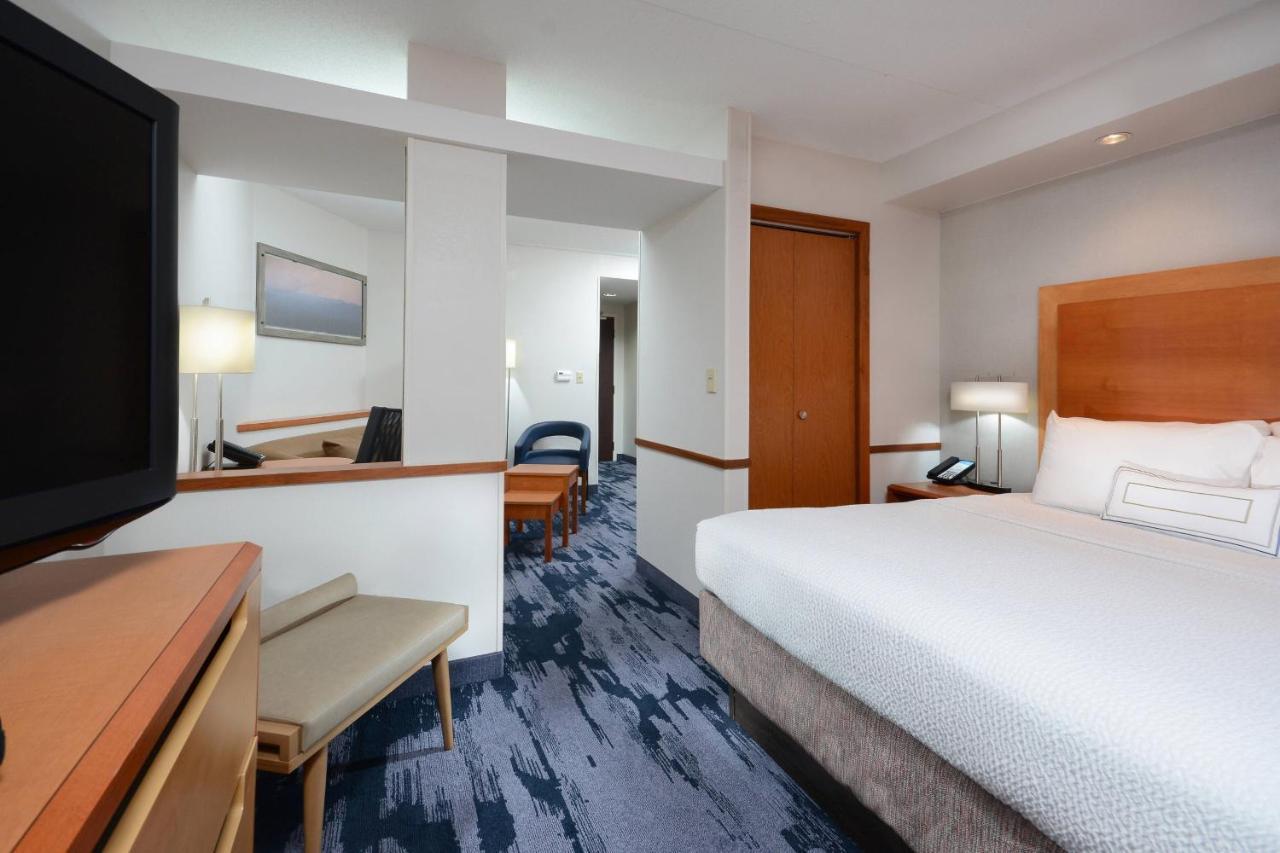 Fairfield Inn & Suites By Marriott Charlottesville North Bagian luar foto