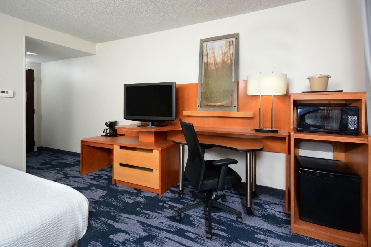 Fairfield Inn & Suites By Marriott Charlottesville North Bagian luar foto